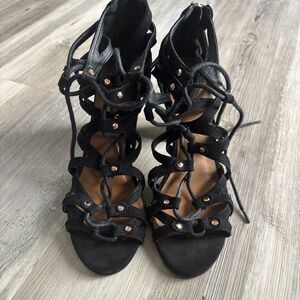 Indigo Rd Gladiator Lace Up Back Zip Black 4" Suede Heels Shoes size 8